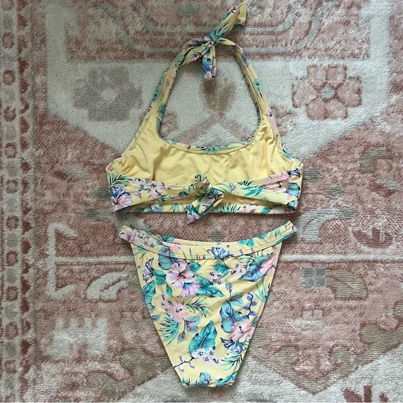 Xhilaration Halter High leg Yellow Floral Bikini Set woman’s size D/DD size L - Picture 4 of 7
